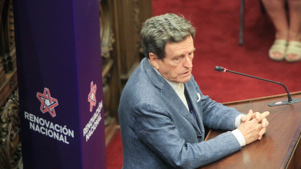 Carlos Larraín se lanza contra RN tras restarse del Foro Madrid: “Hay gente que no quiere que al Gobierno de Kast le vaya bien”