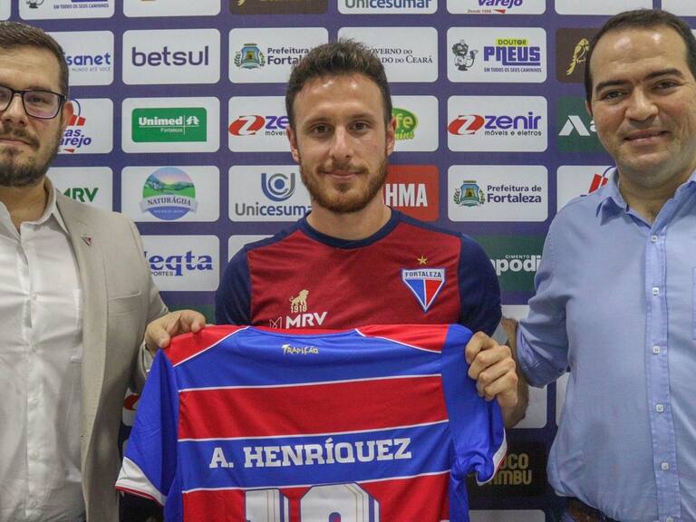 Ángelo Henríquez fue presentado en Fortaleza: «jugando bien acá, puedo tener opciones para volver a la selección»