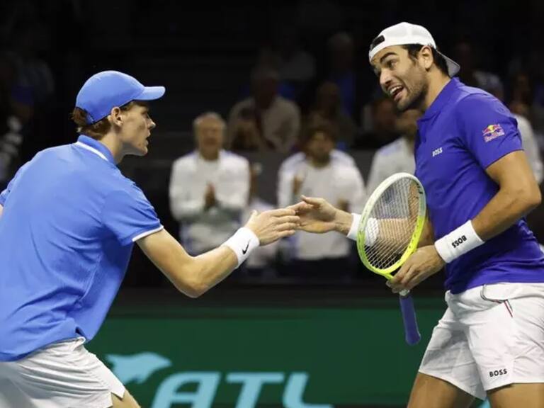 Con un gigante Sinner, Italia reacciona a tiempo ante Argentina y se mete en las semifinales de la Copa Davis 2024