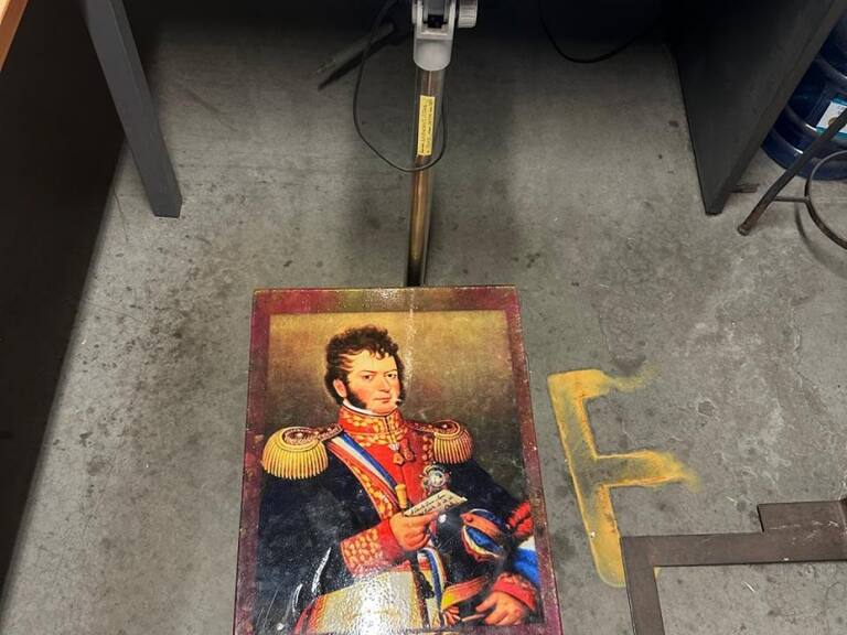 Droga en un cuadro de O’Higgins: hallan 28 kilos de MDMA en Aeropuerto de Santiago