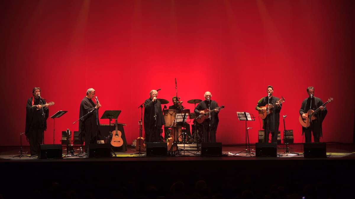 Quilapayún cierra sus 60 años de historia con un hito musical en el Teatro Municipal