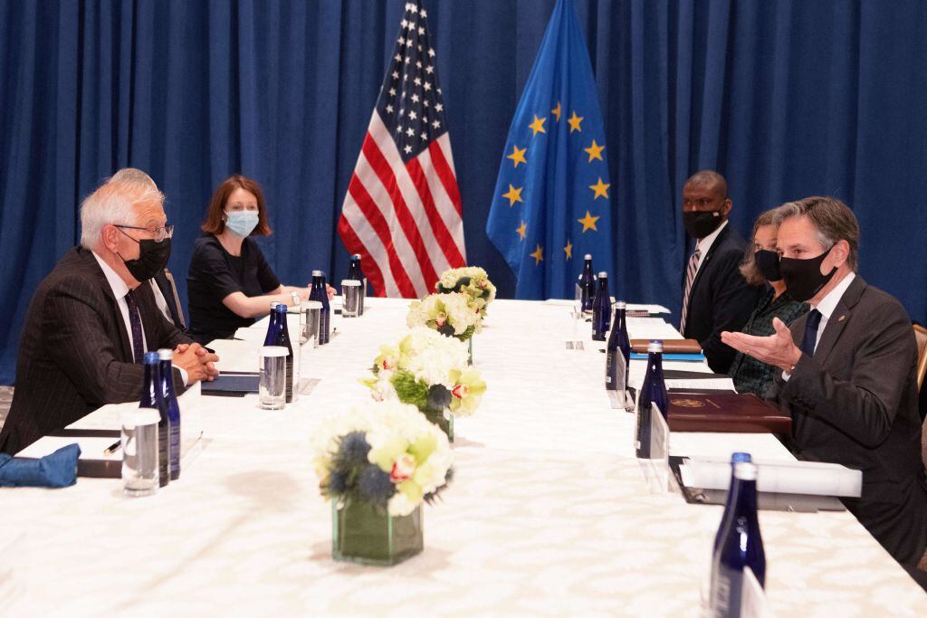 Las delegaciones de la UE y EEUU en una cita bilateral en Nueva York