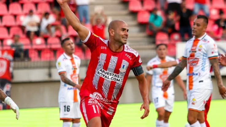 Unión La Calera sigue sorprendiendo y trepa a la cima de la Liga de Primera tras golear a Cobresal