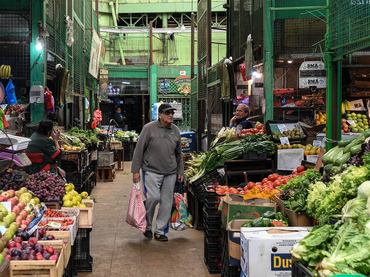 Inflación en Chile: IPC de julio sube 0,1% impulsado por alimentos y cuentas básicas