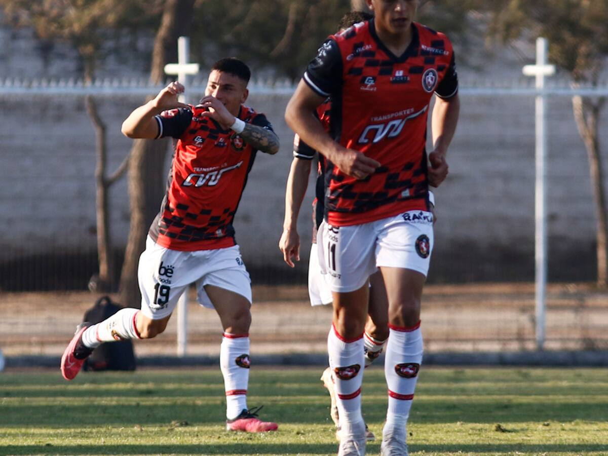 Deportes Limache se reencontró con los triunfos ante un Curicó Unido que se hunde en la Primera B