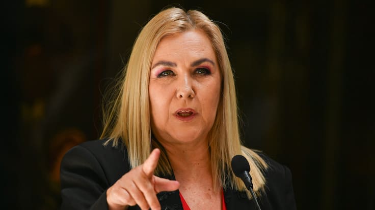 “Un boricista rabioso”: Pamela Jiles amenaza con querella a conocido actor por tratarla de mentirosa