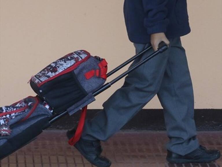 Alumnos sufren episodio de descompensación y colegio evangélico asegura que fue el espíritu santo