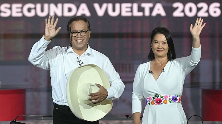 Escrutinio oficial en Perú: Roberto Sánchez toma la delantera con 50.3% contra Keiko Fujimori con 49.7%