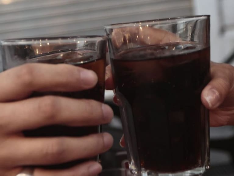 Día Nacional de la Piscola: ¿Por qué lo celebran los chilenos?