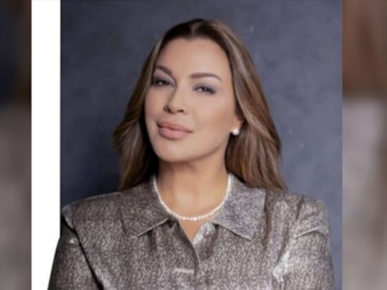 Revisa el cambio de imagen de Marlen Olivari como candidata