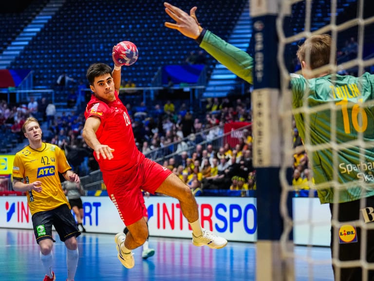 Es hijo de un conocido músico nacional, juega en Grecia y va por un nuevo Mundial para Chile: el balance y expectativas de Luciano Scaramelli