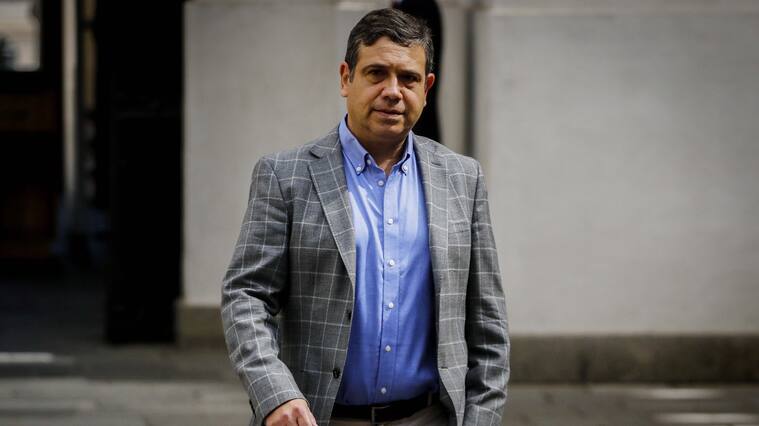 20 de enero de 2020/SANTIAGOFelipe Cisternas, llega a la Moneda para participar en el tradicional Comité político de los dias lunes con ministros, con los presidentes de partido de Chile Vamos.
FOTO: SEBASTIAN BELTRAN GAETE/AGENCIAUNO