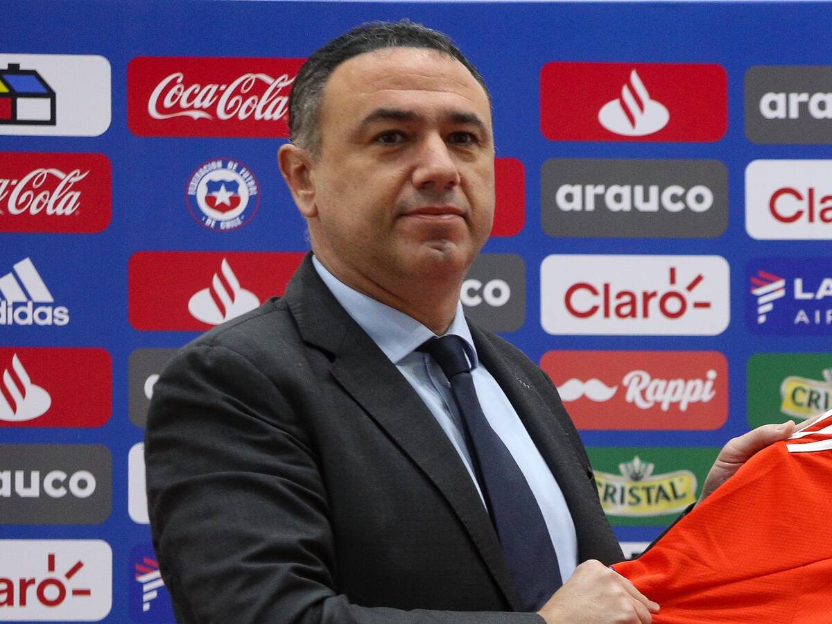 Francis Cagigao advierte “años todavía más duros” para el fútbol chileno y explica qué necesita La Roja para salir de la crisis