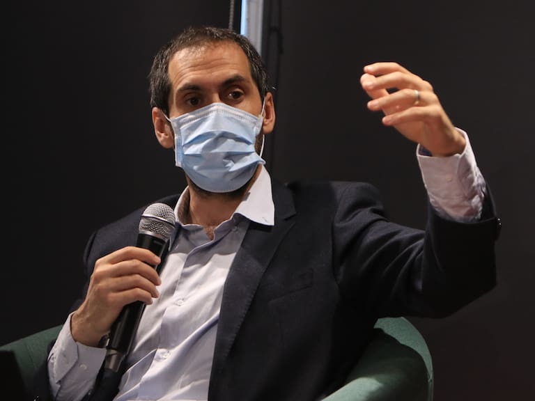 15 de Marzo 2022/SANTIAGOEl ministro de Economía, Fomento y Turismo, Nicolás Grau, junto a la subsecretaria de Turismo, Verónica Kunze, se reúne con los gremios y agrupaciones del sector en el marco del proceso de reactivación de la industria turística.
FOTO: LUKAS SOLIS/AGENCIAUNO