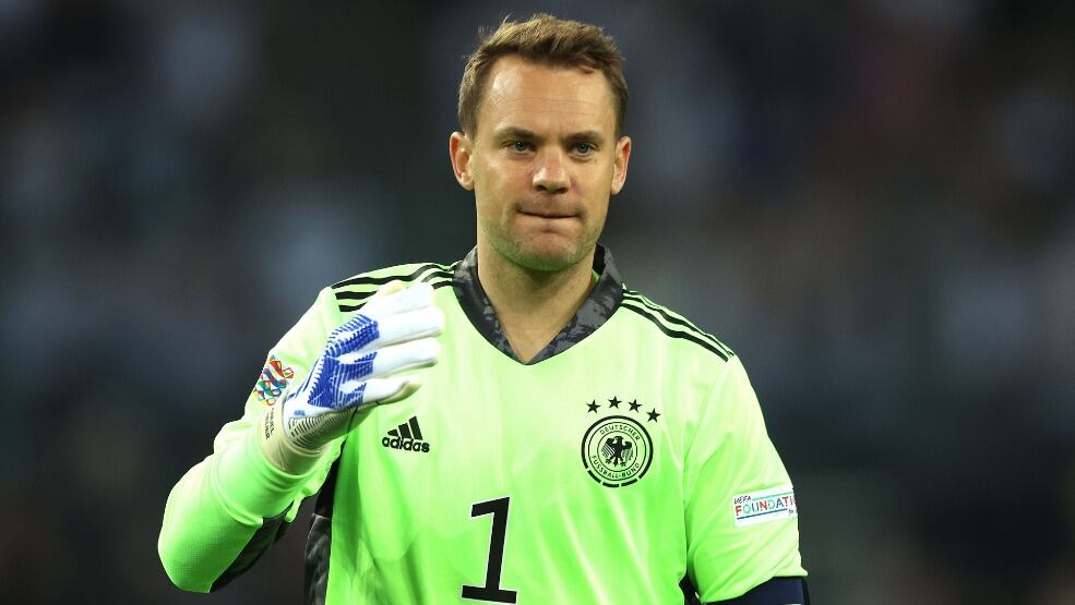 Manuel Neuer también desafía a Qatar: usará brazalete arcoíris en el Mundial y asegura que "no tenemos miedo"Manuel Neuer también desafía a Qatar: usará brazalete arcoíris en el Mundial y asegura que "no tenemos miedo"