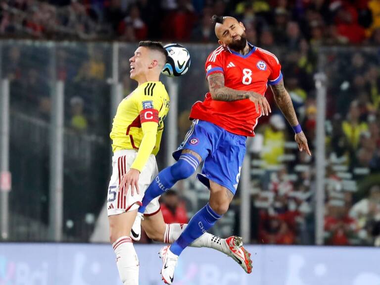 Los problemas físicos que han complicado a Arturo Vidal durante el duelo con Colombia