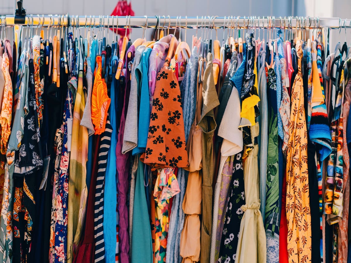 Exclusiva tienda de ropa anuncia cierre de sucursal: hasta 70% de descuento en su remate final