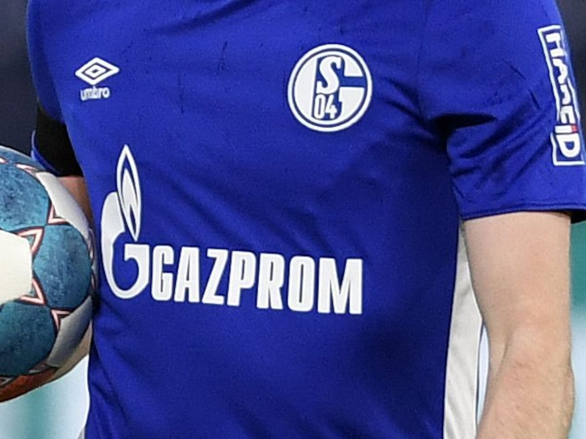 Schalke golpea la mesa y elimina de su camiseta a Gazprom, una de las compañías más grandes de Rusia