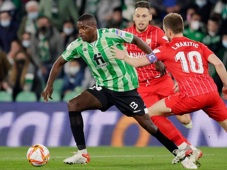 Derbi entre Betis y Sevilla fue suspendido por el lanzamiento de un objeto