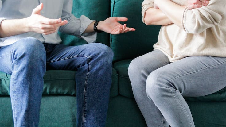 ¿Estás ignorando las "Red Flags" en tu relación? Psicólogo explica cómo las expectativas ocultas pueden destrozar tu relación
