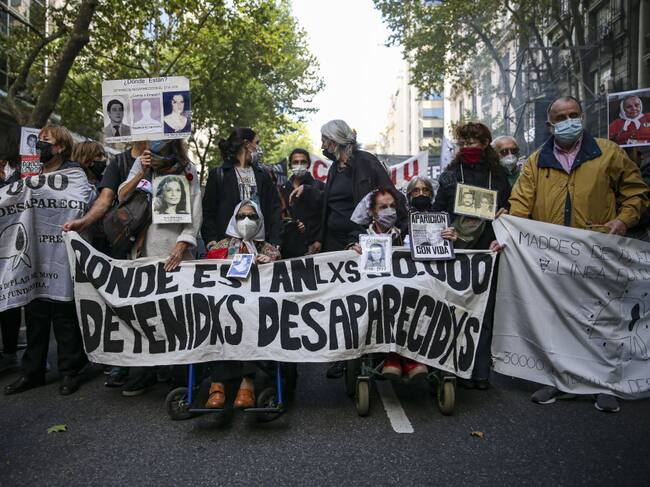 Los argentinos marcharon por Buenos Aires a 46 años del golpe de estado