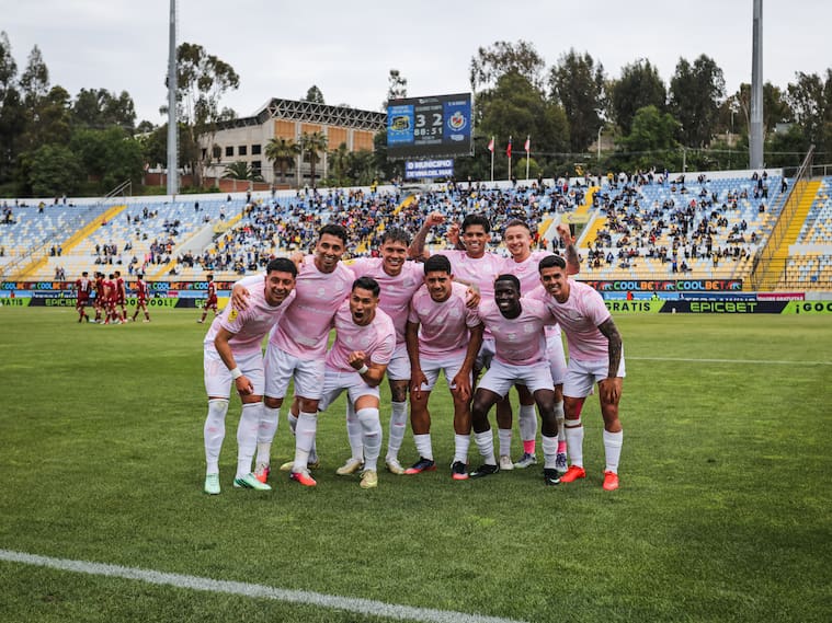 Everton celebró este domingo en Sausalito ante Deportes La Serena