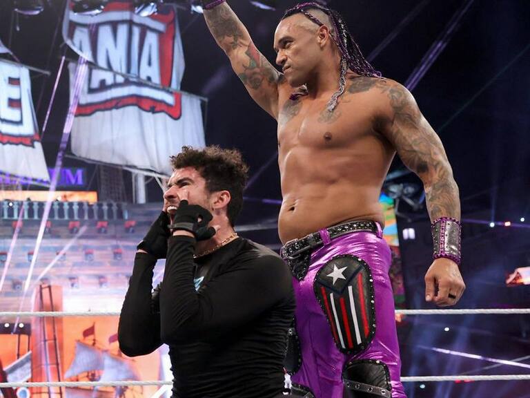 Bobby Lashley retuvo el Campeonato de la WWE y Bad Bunny se robó todas las miradas en la primera jornada de Wrestlemania