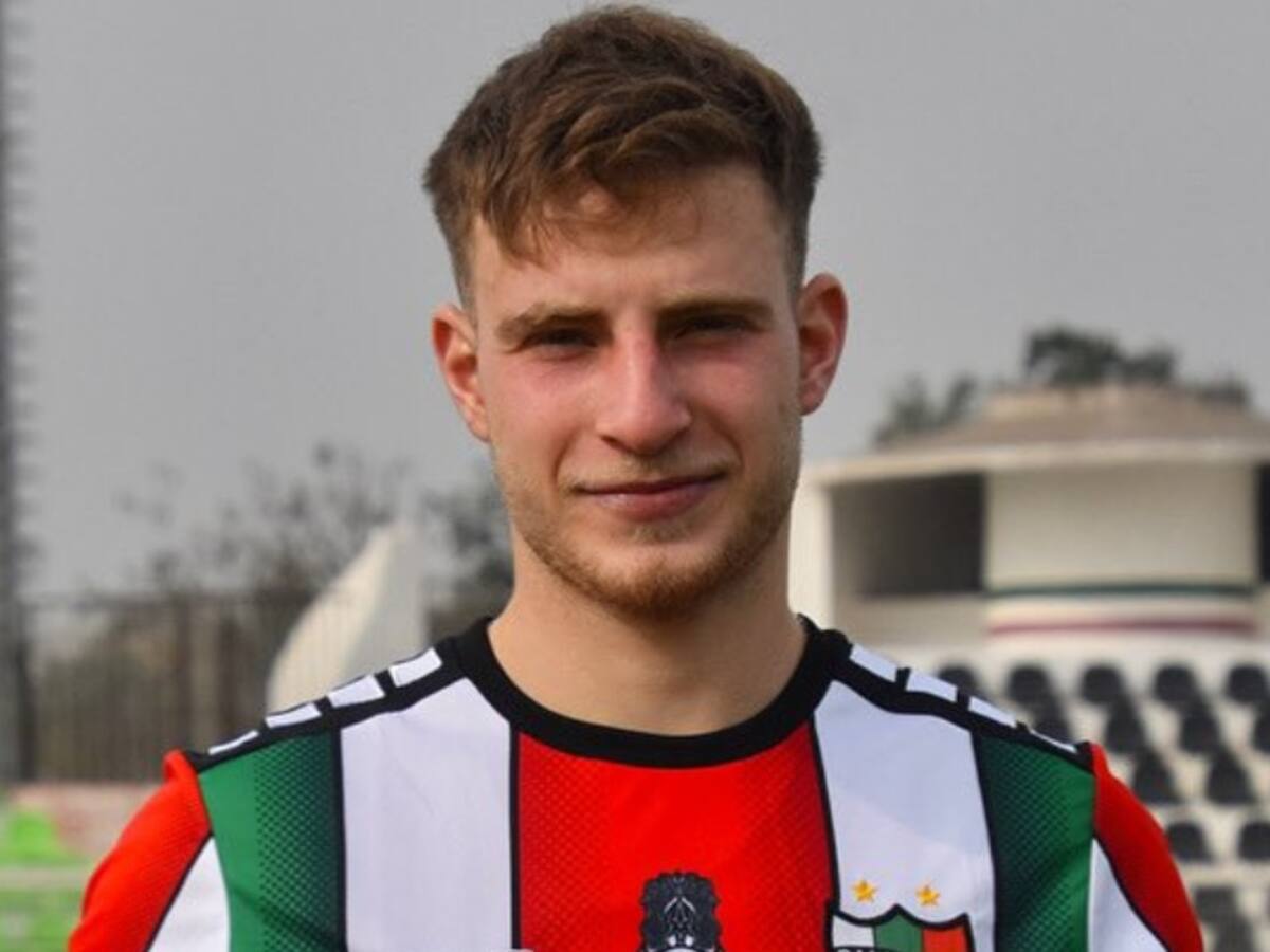 Vuelve a La Cisterna: Bruno Barticciotto es nuevo refuerzo de Palestino tras salir de la UC