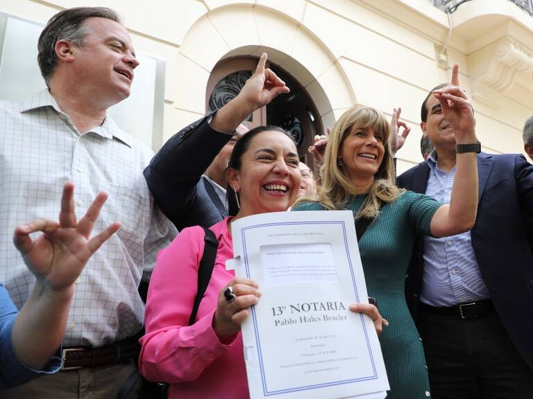 «Demócratas» acuden al Servel para establecerse como «partido en formación»