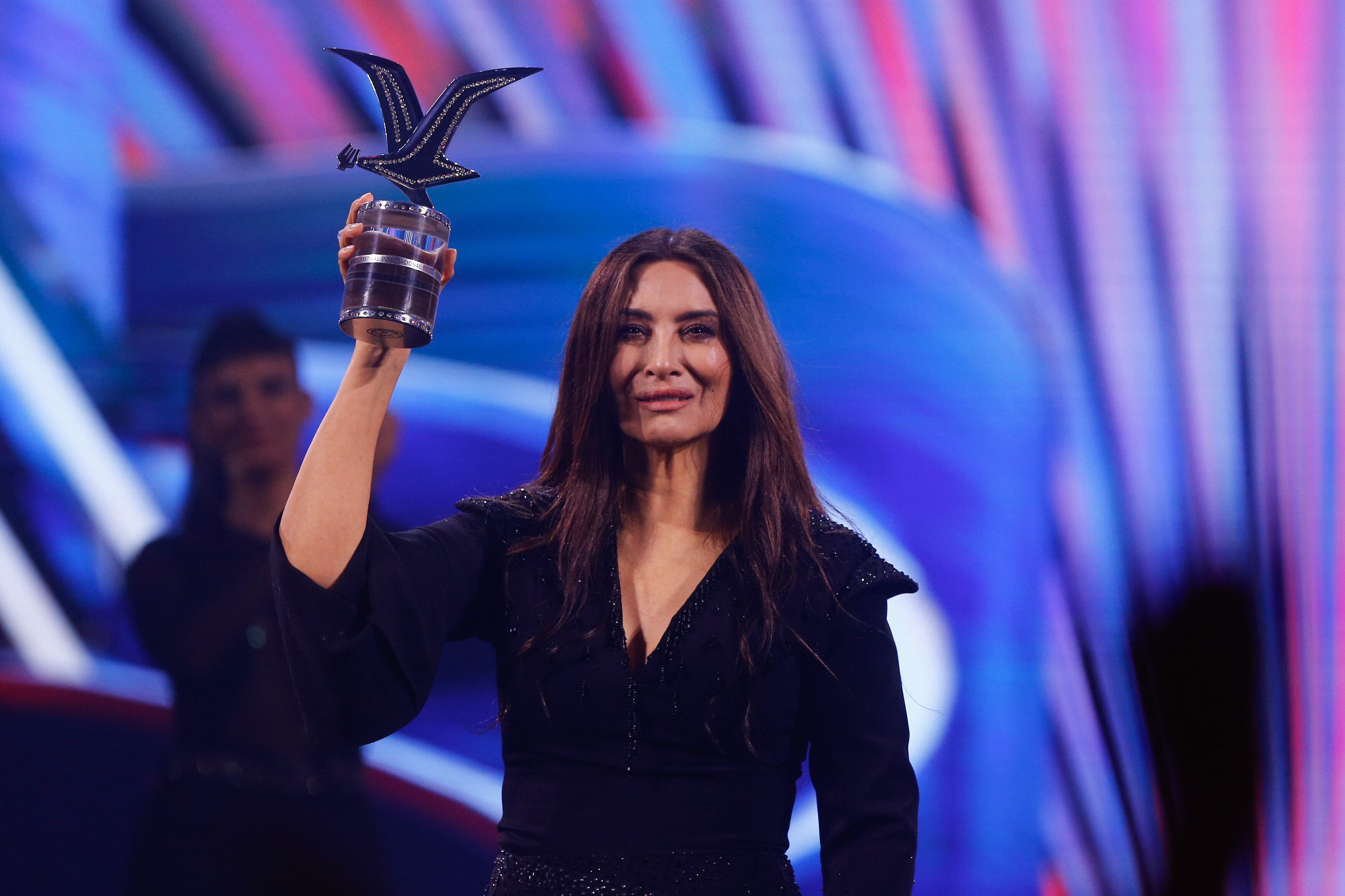 24 DE FEBRERO DE 2025 / VIÑA DEL MARMyriam Hernández recibe la Gaviota de Platino durante la segunda noche del Festival Internacional de la canción Viña 2025 en la Quinta Vergara.
FOTO: DIEGO MARTIN /AGENCIAUNO
