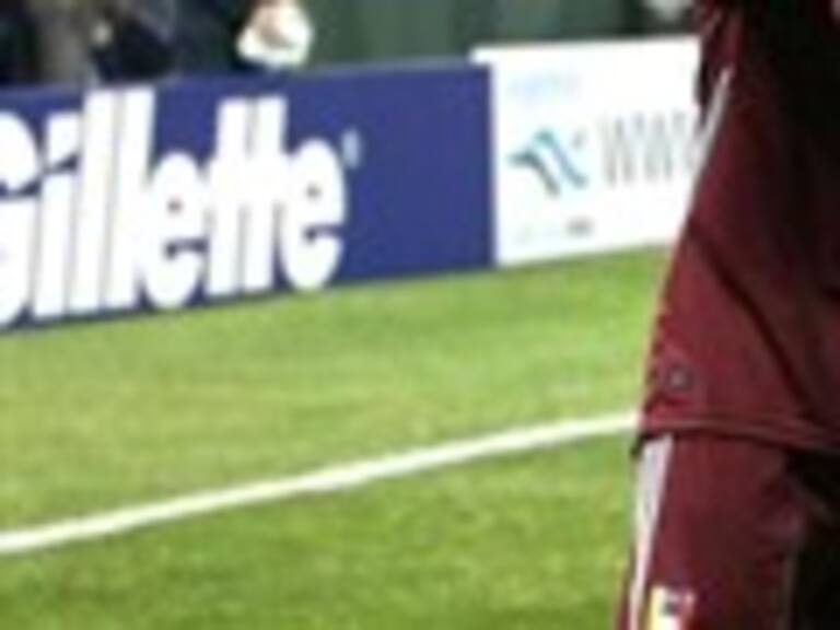 El cabezazo límite de Perozo mantuvo el invicto de Venezuela