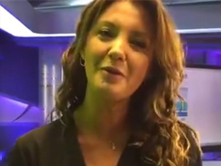 Conductora de Mega cayó en broma en vivo: «Yo no sé donde queda Lomas Turbas»