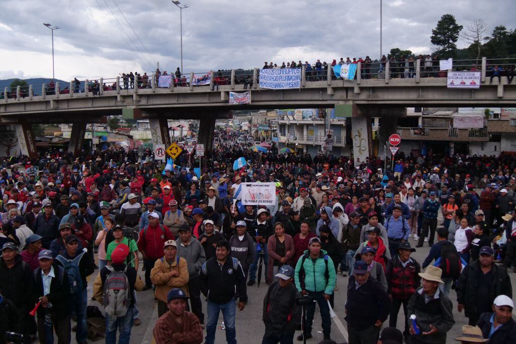 Cortes de ruta contra los fiscales acusados de promover un golpe de Estado en Guatemala