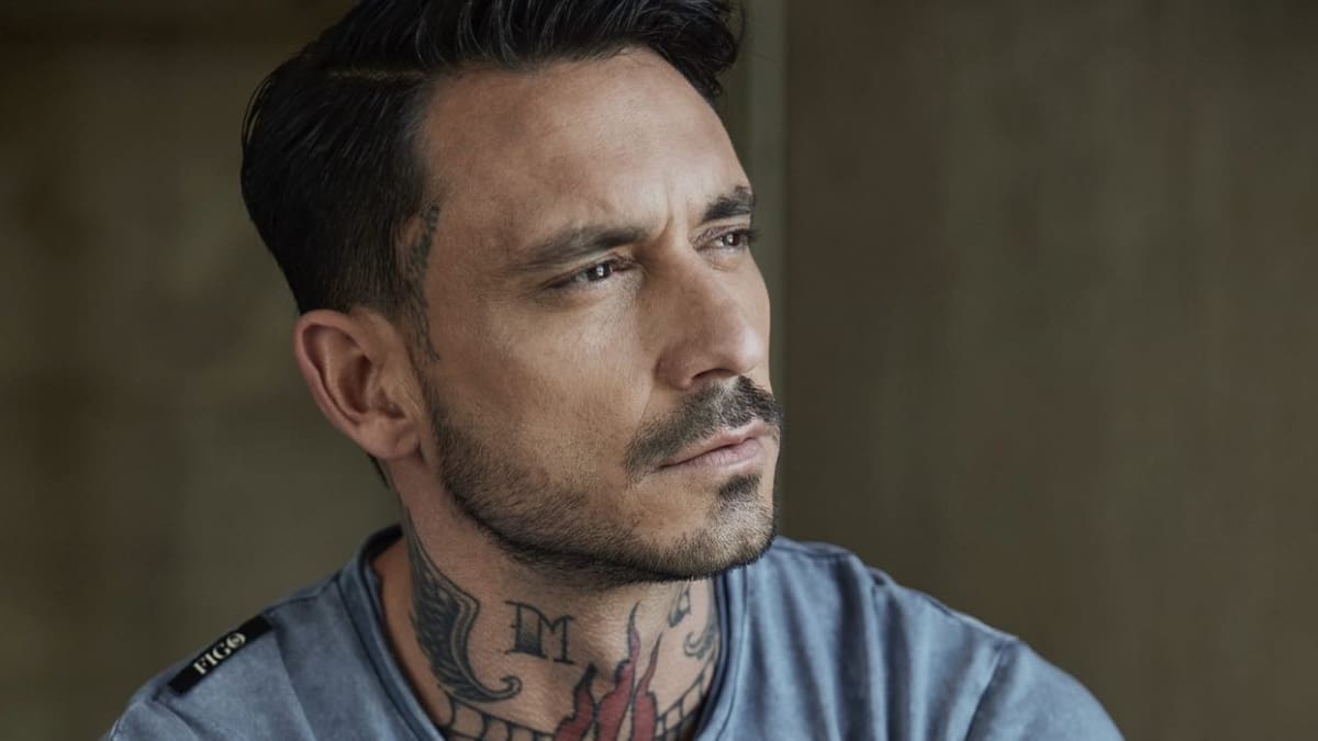 Preocupación por Mauricio Pinilla: reportan que el exfutbolista fue internado de urgencia en clínica capitalina