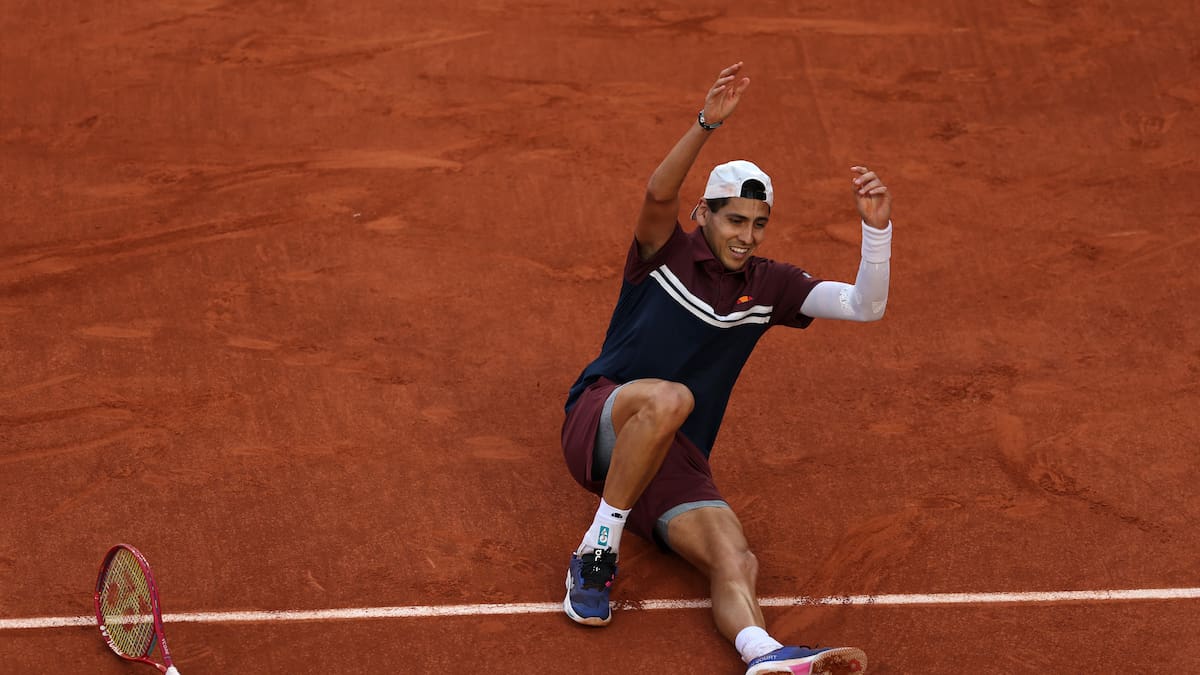 ¡Notable! Tabilo logra histórica victoria en Roland Garros y avanza por primera vez a la cuarta ronda de un Grand Slam