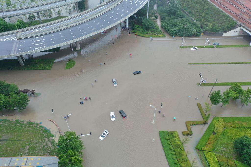 Imagen aérea de las calles inundadas en la ciudad de Zhengzhou
