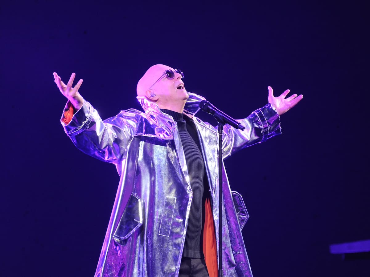“Aprende Adam Levine...”: presentación de Pet Shop Boys desató locura en redes sociales