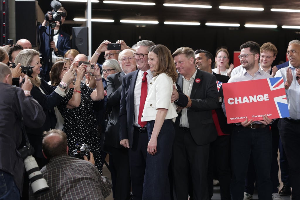 En la ciudad de Londres el Partido Laborista festeja el triunfo en las elecciones generales del Reino Unido.