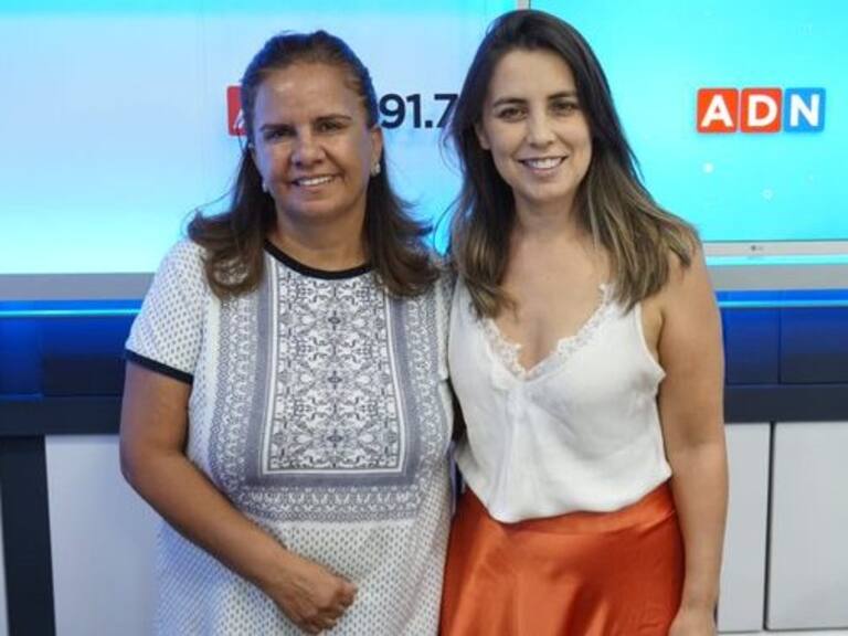 Nicole Verdugo, directora de la Cámara de Mujeres y Negocios, entregó consejos de emprendimiento