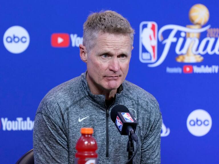 Steve Kerr - Finales NBA - juego 6 - Warriors vs Celtics