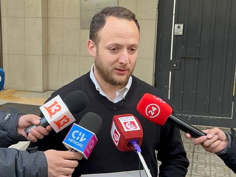 «No podemos seguir en la impunidad»: Diputado Guzmán presenta querella para asegurar investigación de Caso Convenios en Gobierno Regional del Maule
