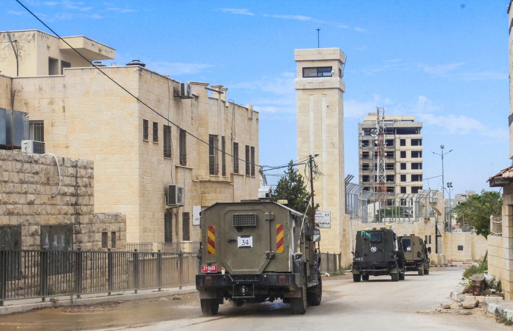 Militares de Israel mantienen su presión en la ciudad de Jenin, en la región ocupada del West Bank en Cisjordania de Palestina.