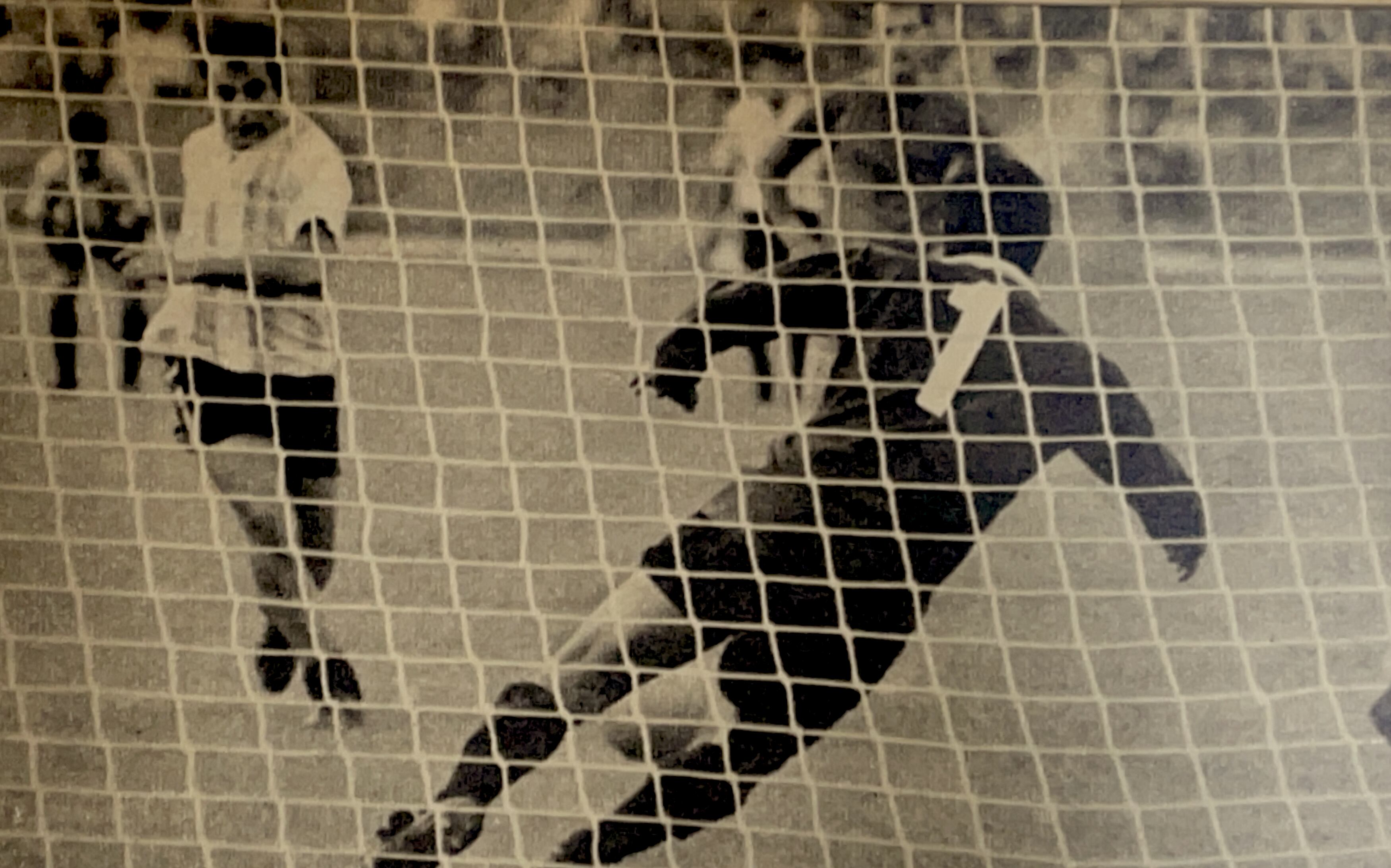 Uno de los pocos registros del paso de Honorino Landa por la Academia. Jugó 12 partidos, anotó 2 goles y también desperdició este penal ante la UC. Atajó Leopoldo Vallejos y terminó 0-0.