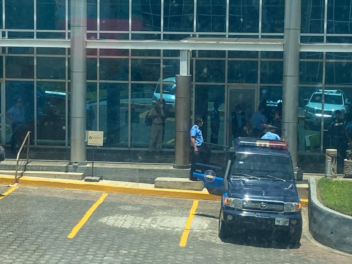 Régimen de Nicaragua vuelve a atacar y detener periodistas
