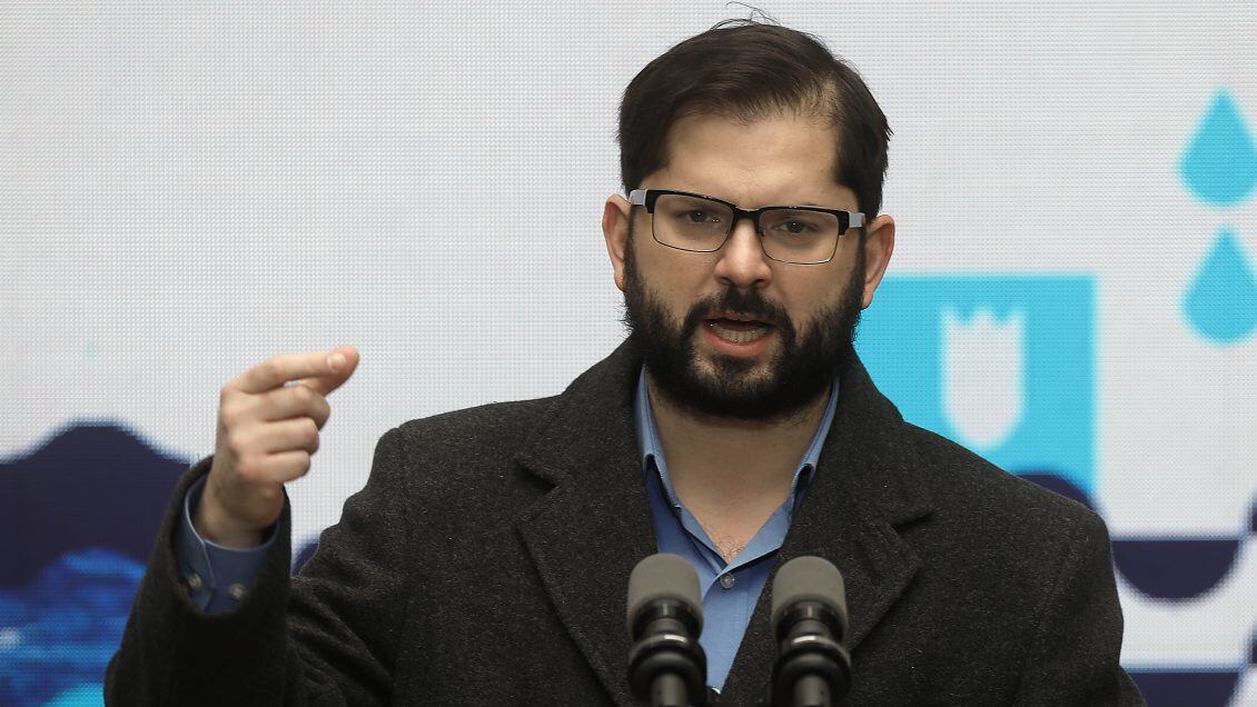 17 de Junio de 2022/SANTIAGOEl Presidente de la Repblica, Gabriel Boric Font, durante los resultados de los Dilogos Sociales por la Reforma Tributaria, proceso participativo que convoc a expertas y expertos, gremios, organizaciones sociales y a la ciudadana.
FOTO: CRISTOBAL ESCOBAR/AGENCIAUNO