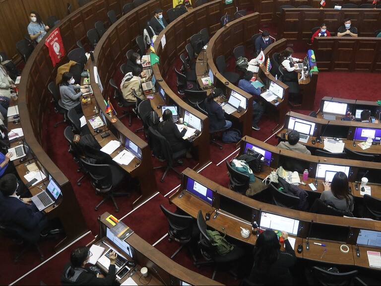 “Se concreta el bicameralismo asimétrico”: Pleno de Convención aprueba creación de la Cámara de las Regiones y del Congreso de Diputadas y Diputados