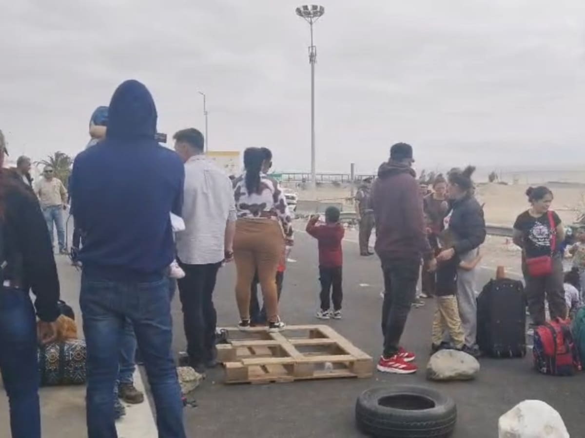 Tensión en frontera con Perú: inmigrantes protestan en cruce fronterizo para salir de Chile