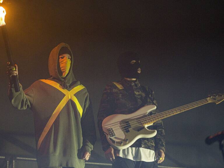 Twenty One Pilots entró a los Récords Guinness por tener el videoclip más largo de la historia
