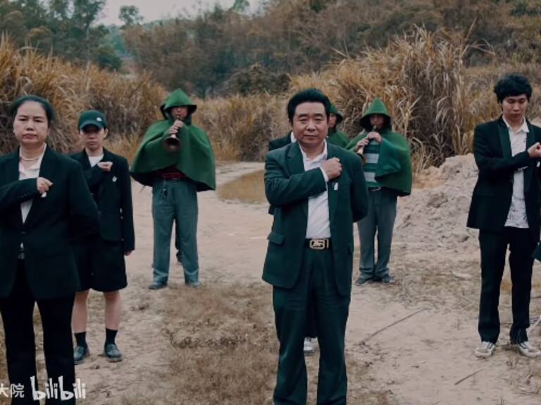 Fans chinos de Shingeki no Kyojin hicieron un funeral para despedir a uno de sus personajes