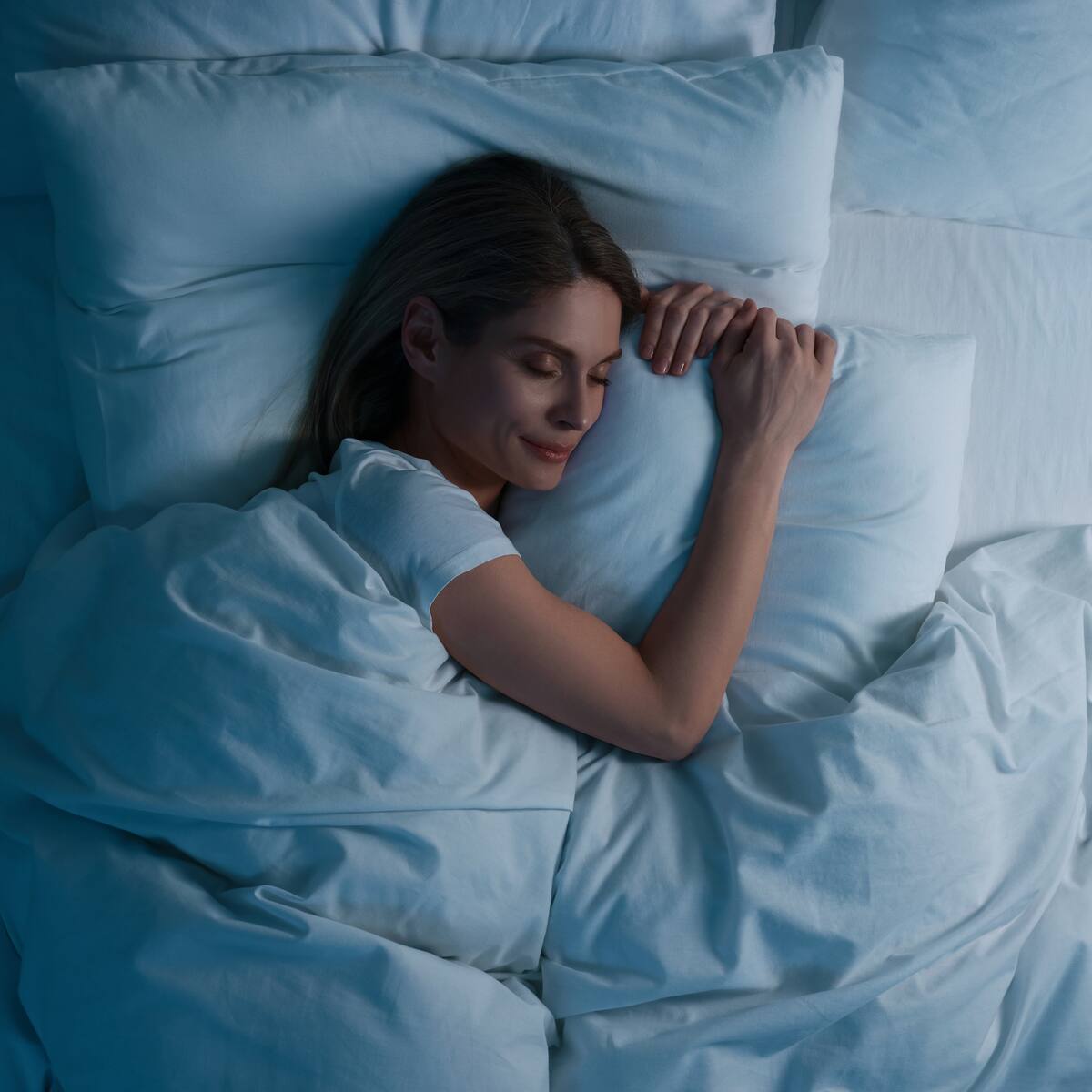 ¿Duermes lo suficiente? revelan el “punto óptimo” de sueño para cuidar la salud mental y evitar la demencia